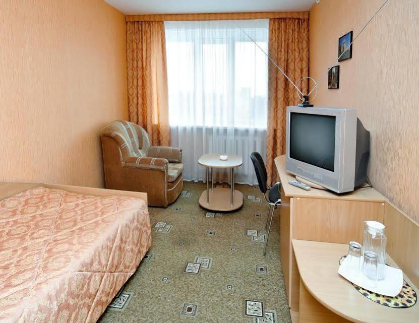 Hotel Russia Szmolenszk Kültér fotó